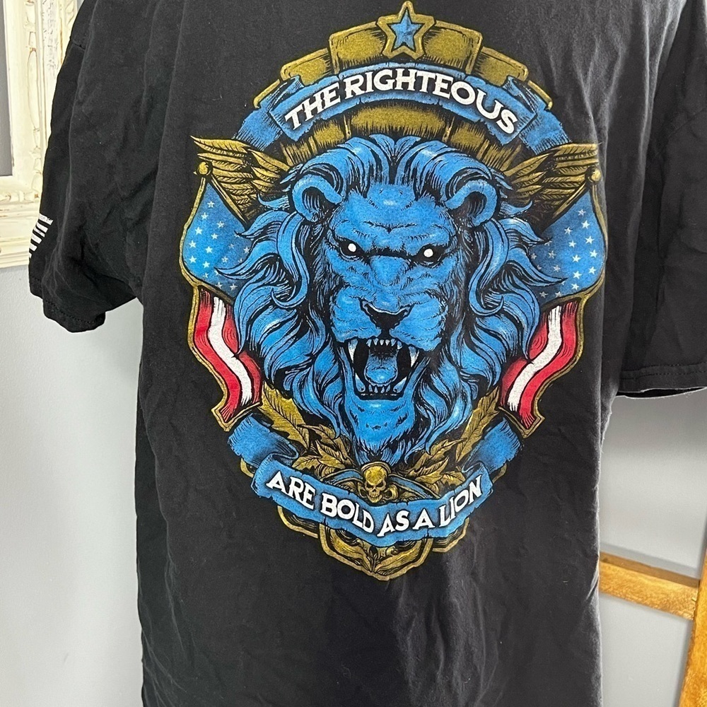 RU10-4 Men’s T-shirt Lion Police Officer Bold size XL Casual made in USA